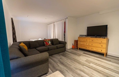 Sainte-Emelie-de-L'Energie Ski Chalet | Harfang | SPA Privé | Sérénité au bord du lac
