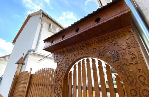 Vecses House | Hargita Panzio