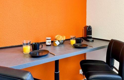 Basel Apartment | HARIKOA Apartment - close to City Center - FREE PARKING - Netflix - fast WiFi