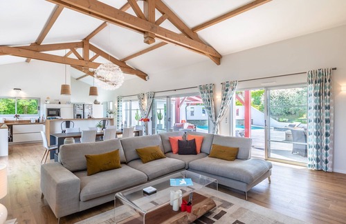 Ahetze House | HARITZA - Villa contemporaine, piscine et jacuzzi