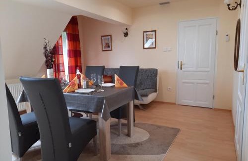 Balatonalmadi Apartment | Harmónia Vendégház