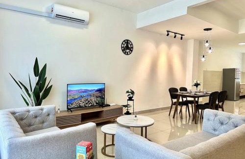 Bandar Penawar House | Harmonia Villa by Antlerzone