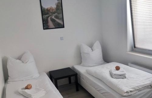 Meiningen Apartment | Harmony - 4 Schlafzimmer 2 Bäder Ganzes Apartement