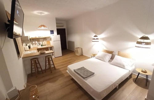 Poros Apartment | Harmony