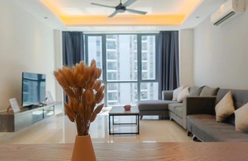 George Town Apartment | Harmony Haven with Bathtub - Jazz Suites by Ocean Luxe