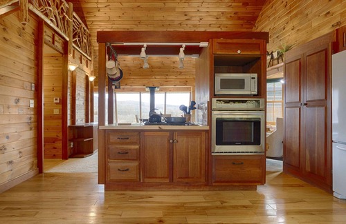 Canandaigua Cottage | Harmony Hill: Private Pond + 52 Acres of Adventure and Fun!