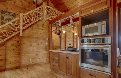 Canandaigua Cottage | Harmony Hill: Private Pond + 52 Acres of Adventure and Fun!