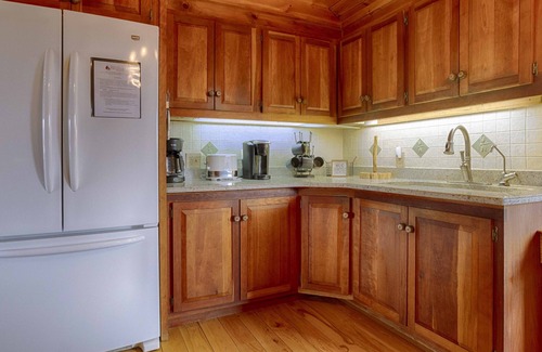 Canandaigua Cottage | Harmony Hill: Private Pond + 52 Acres of Adventure and Fun!