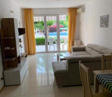 Osenovo Apartment | Harmony Hills Tomovi Apartment H15