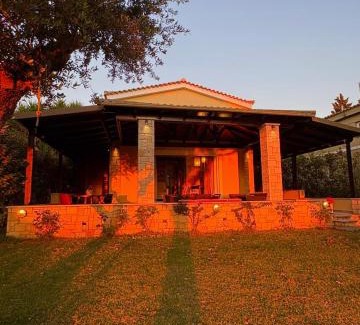 Katakolo House | Harmony Home