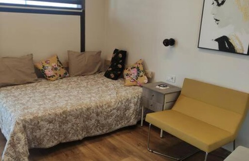 Thermi House | Harmony Sophie's