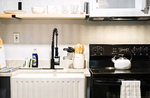Central Oklahoma City House | Harmony Studio 5min-asian Dist Full Kitchen