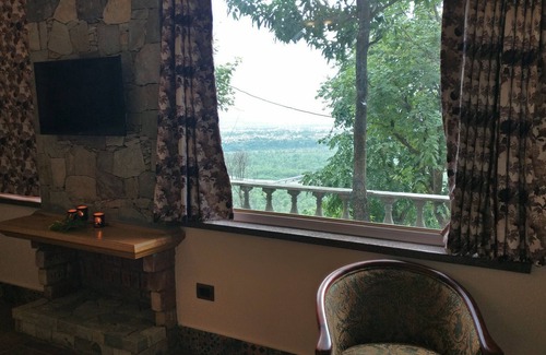 Dehradun Cottage | HARMONY with Nature & Self | Hilltop, Airport Road