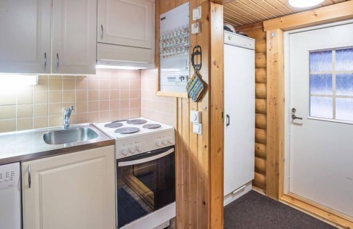 Akaslompolo House | Harpan Maja/mesimarja by Interhome