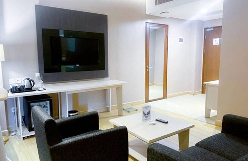 Palembang Hotel | Harper Palembang by ASTON