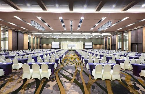 Palembang Hotel | Harper Palembang by ASTON
