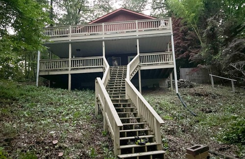 Shirley Cabin | Harpers Cove Hideaway- Quiet Greers Ferry Lakefront Cabin.