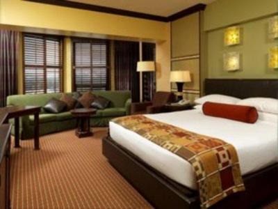 Stateline Resort | Harrah's Lake Tahoe, A Caesars Destination