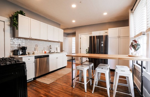 Victorian Village House | Harrison House - OSU - Short North - Downtown - Grandview