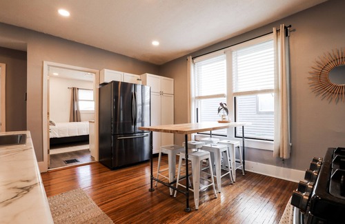 Victorian Village House | Harrison House - OSU - Short North - Downtown - Grandview