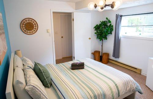 Harrison Hot Springs Apartment | Harrison On The Lake, Walkable to Beach and Village