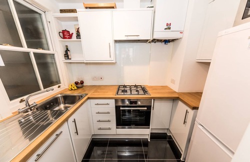 Tower Hill Apartment | Harry Potter - 2 bed apartment
