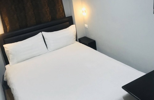 Bangkok Central Business District House | Harry's Residence