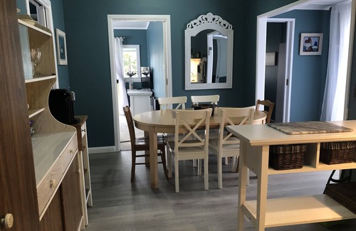 Greenwell Point Cottage | Harrys Cottage at Greenwell Point