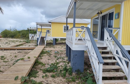 Barbuda Cottage | Harrys Cottages Cottage 5 Right on the Pink Sand