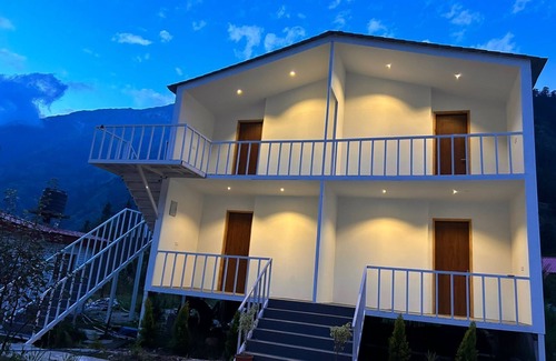 Bagori Hotel | Harsil Village Resort