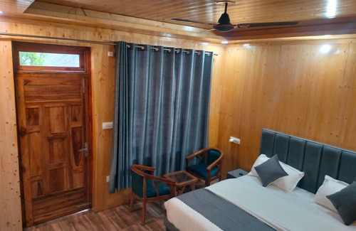 Kharsali Resort | Harsiwoodstone woodstone orchardstay
