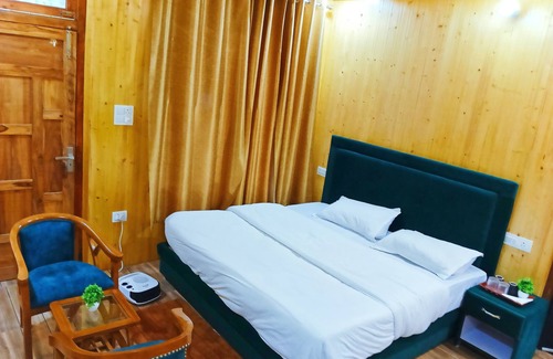 Kharsali Resort | Harsiwoodstone woodstone orchardstay