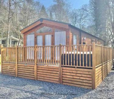 Troutbeck Bridge Ski Chalet | Hartland Lodge - White Cross Bay Holiday Park