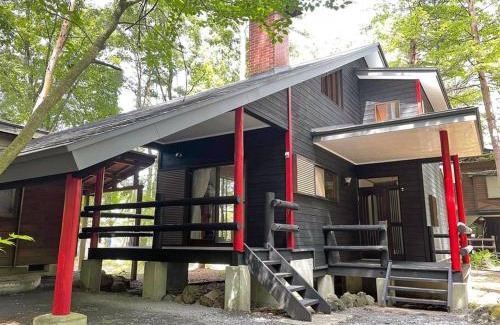 Tsumagoi Villa | HARUNA WING Private cottage in the forest overlooking the golf course