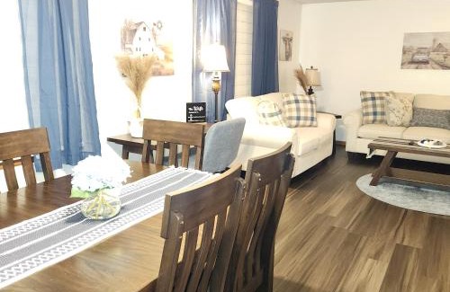 Niagara Falls Apartment | Harvest Haven's Plaza Paradise