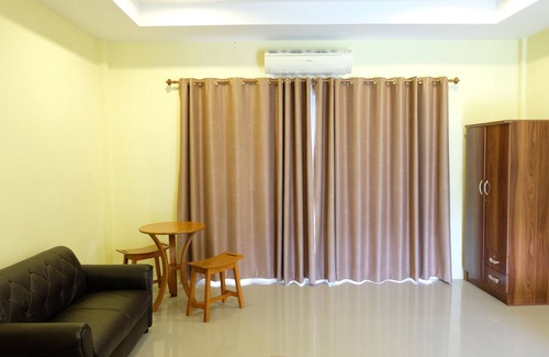 Cherngtalay House | Hasanah Guesthouse
