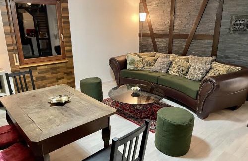 Hatzfeld House | Haus Balke
