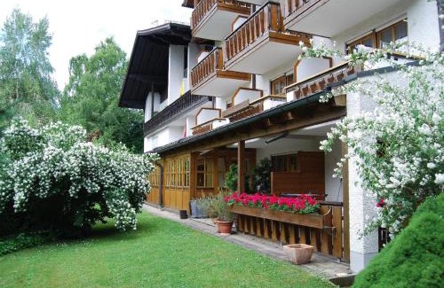 Safferstetten House | Haus Carola