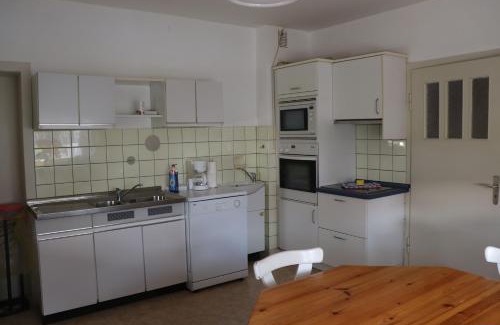 Weidelbach House | Haus-Dorfidyll
