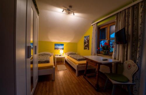 Bad Kohlgrub Apartment | Haus im Oberland - Fewo Berg