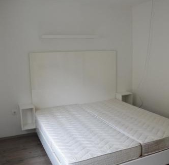 Szombathely Apartment | Haus Im Zentrum L mit 2 Schlafzimmer und garten