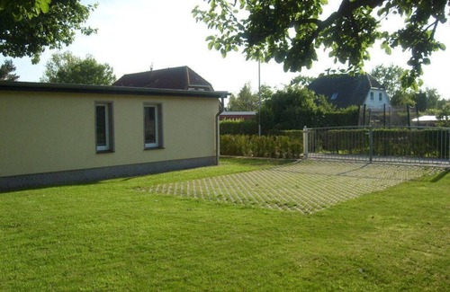 Borgerende Apartment | " Haus J. Bull das Sonneneck" Ferienwohnung an der schönen Ostsee in Börgerende-Rethwisch
