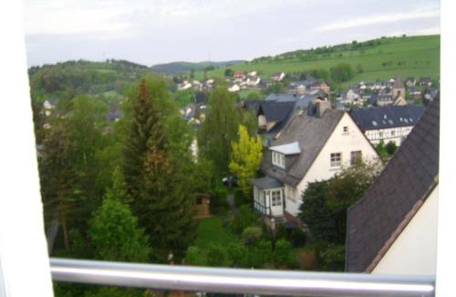 Usseln Apartment | Haus Julius, Ferienwohnung bis zu 8 Gästen