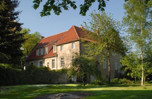 Heek Apartment | Haus Keppelborg: ZI Antonia mit Kirchplatzblick