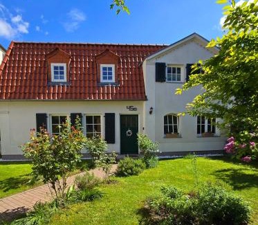 Stralsund House | Haus mit 110qm und Garten 150m zum Wasser