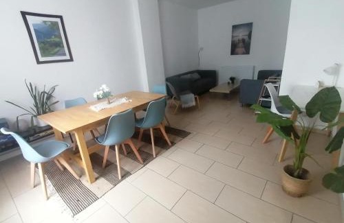 Niederzwehren House | Haus Morgentau mit Garten in zentraler Lage