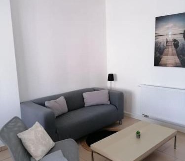 Niederzwehren House | Haus Morgentau mit Garten in zentraler Lage