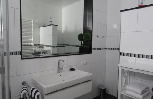 Alt-Travemunde/Ronnau Apartment | Haus Passat