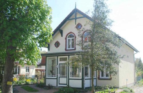 Seeheilbad Graal-Muritz Apartment | Haus Paula - Am Rhododendronpark