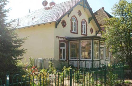 Seeheilbad Graal-Muritz Apartment | Haus Paula - Am Rhododendronpark